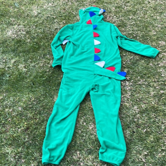 Jammies for you families.. Dino’s - Picture 4 of 7